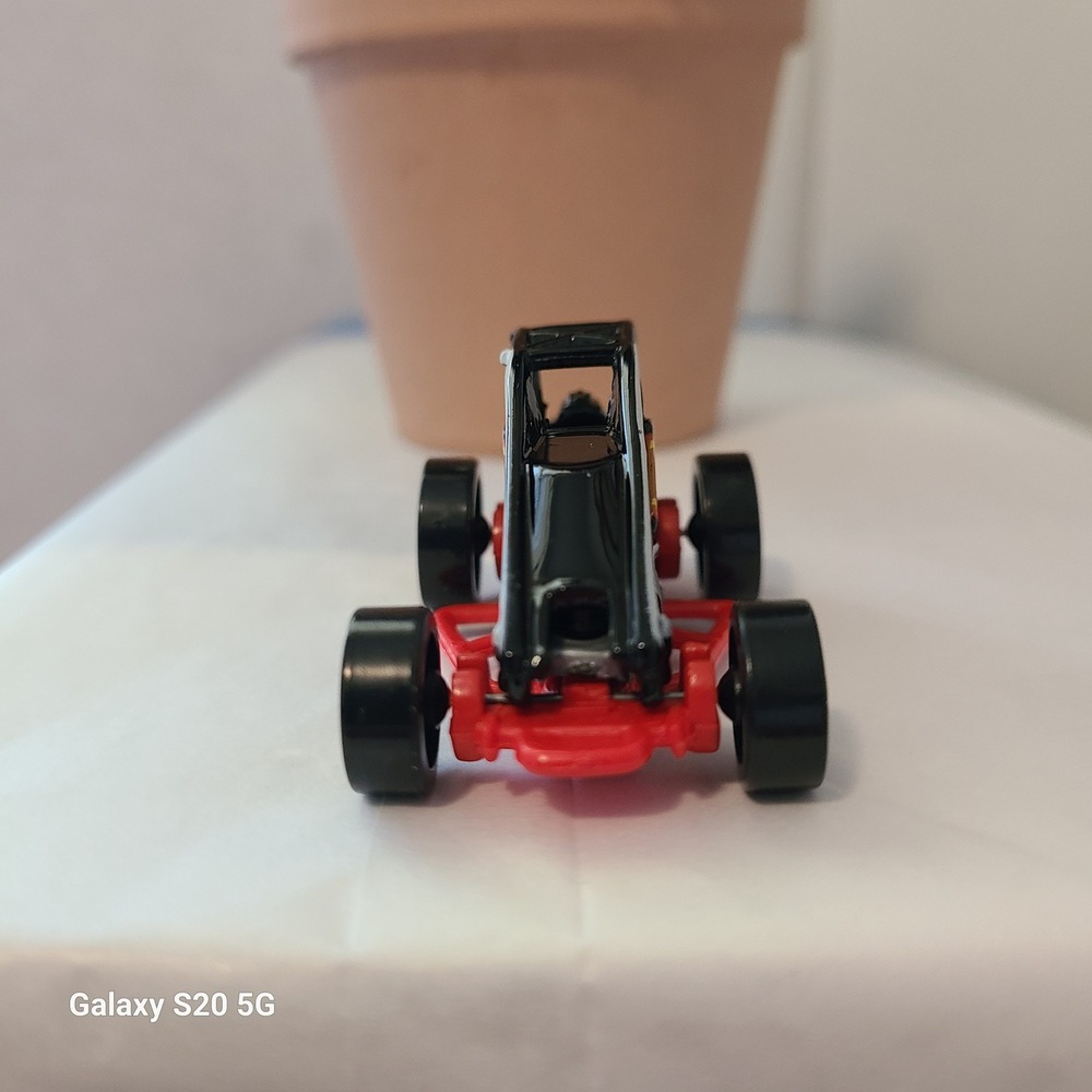 Hot Wheels Slideout Black Red Flames Race Car 1996 Diecast Toy Vehicle - Picture 2 of 6